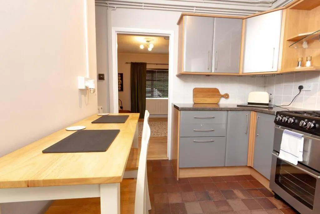 Apartment Idyllic 1 Bed Apt In Beautiful Village Of Chester Hough Green United Kingdom